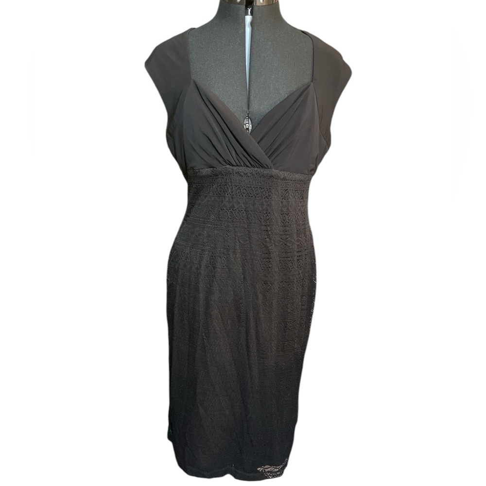 Evan Picone Black V-Neck Sleeveless Lace Overlay Sheath NWT Dress Zip Up Size 12